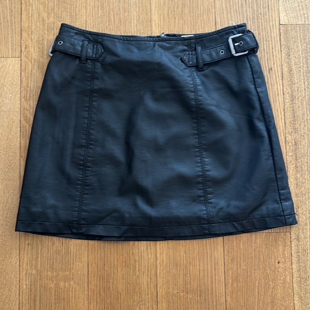 Black mini skirt